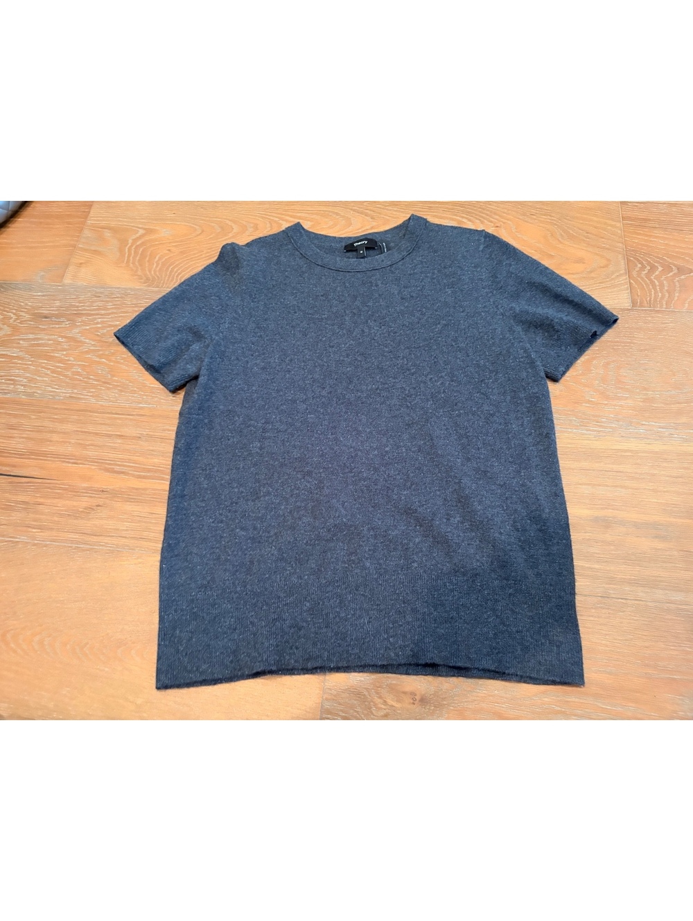 Theory Dark Gray 100% Cashmere Short Sleeve Sweater Soft Luxury Medium